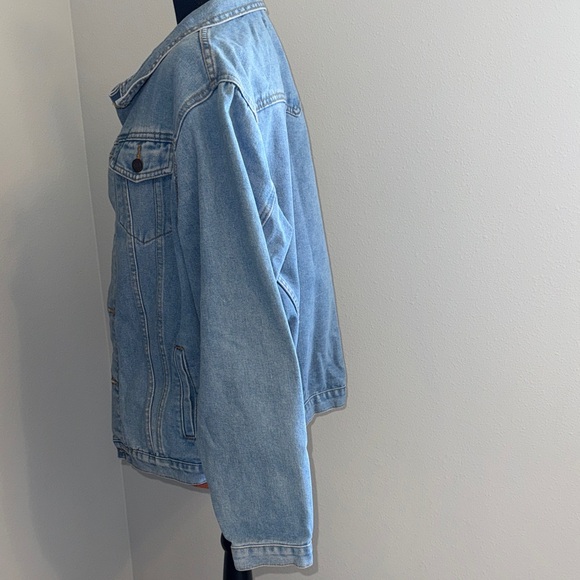 Light Wash Denim Jacket - Picture 3 of 6